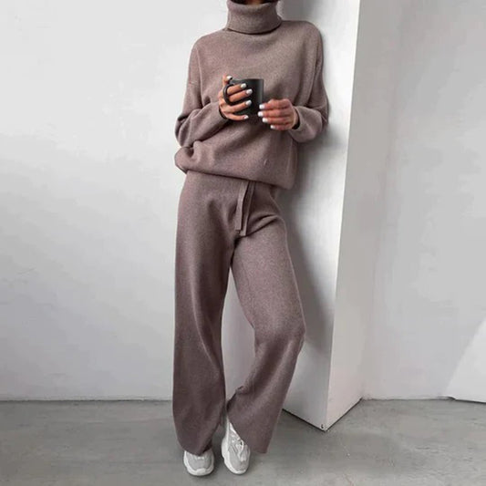 Elegantes Ensemble aus weichem Mischgewebe für Damen